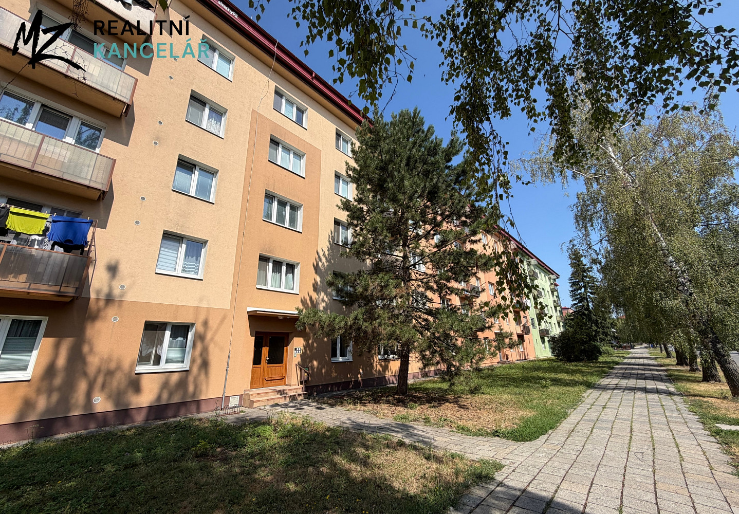 Pronájem bytu 1+1 37 m²