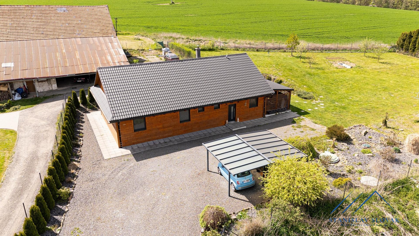 Prodej domu 144 m² s pozemkem 1 670 m²