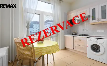 Prodej bytu 1+1 40 m², Vítězná, Karlovy Vary - Drahovice