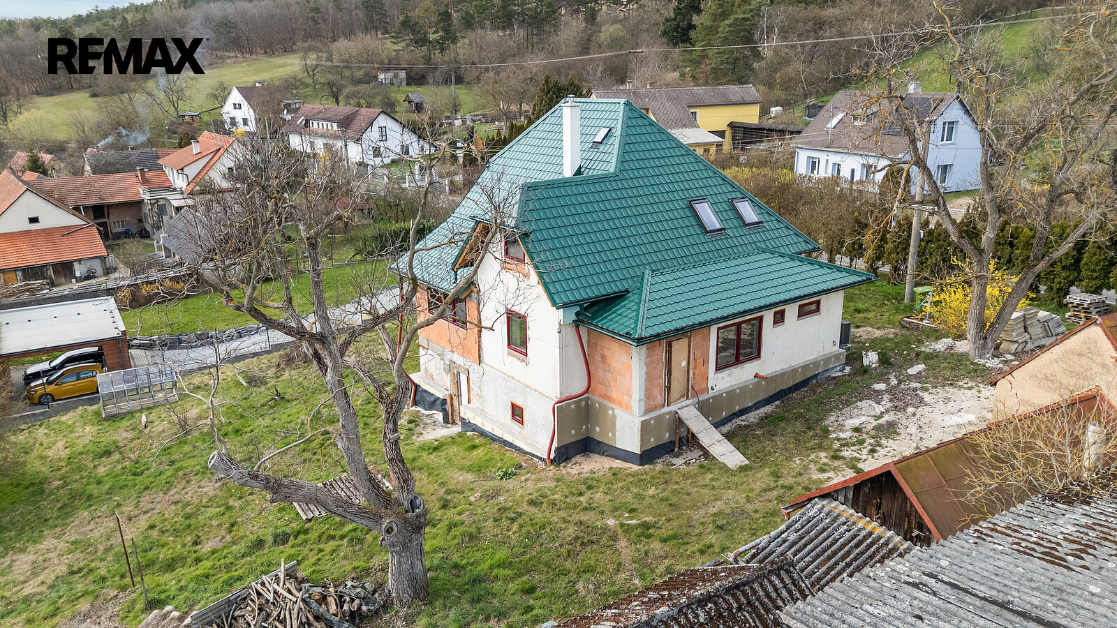Prodej domu 204 m² s pozemkem 2 647 m² – fotografie 3