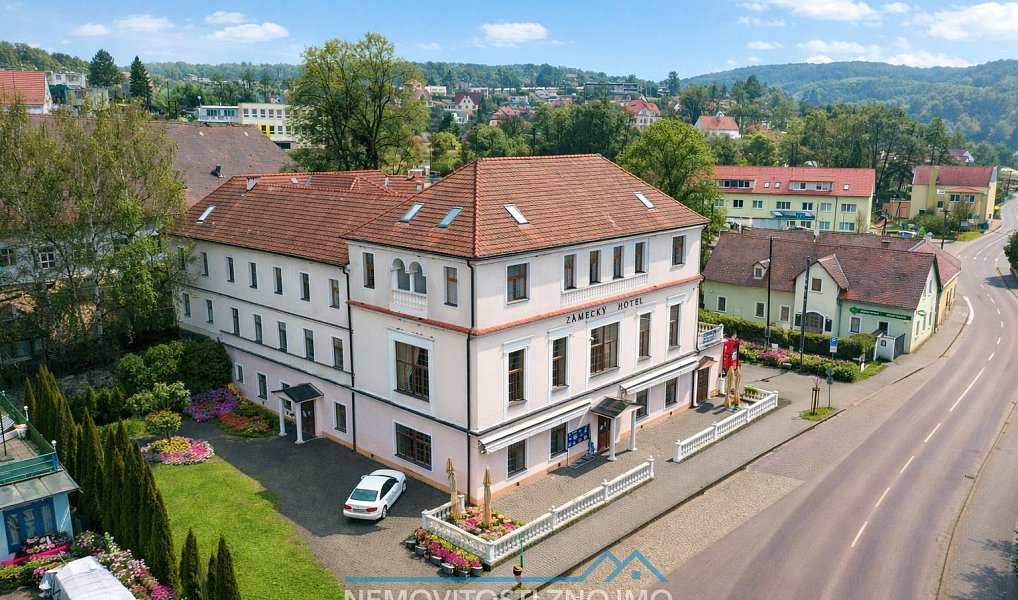Prodej domu 911 m² s pozemkem 1 785 m², Vranov nad Dyjí – náhled fotky 2