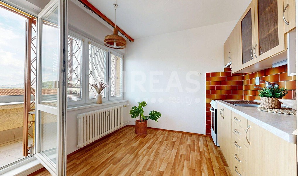 Prodej bytu 1+1 39 m², Praha – náhled fotky 2