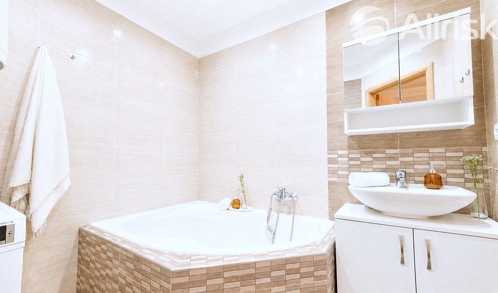 Prodej bytu 3+kk 88 m², Břeclav – náhled fotky 9