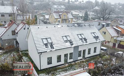 Prodej domu 120 m² s pozemkem 560 m², Ovocná, Kladno - Švermov