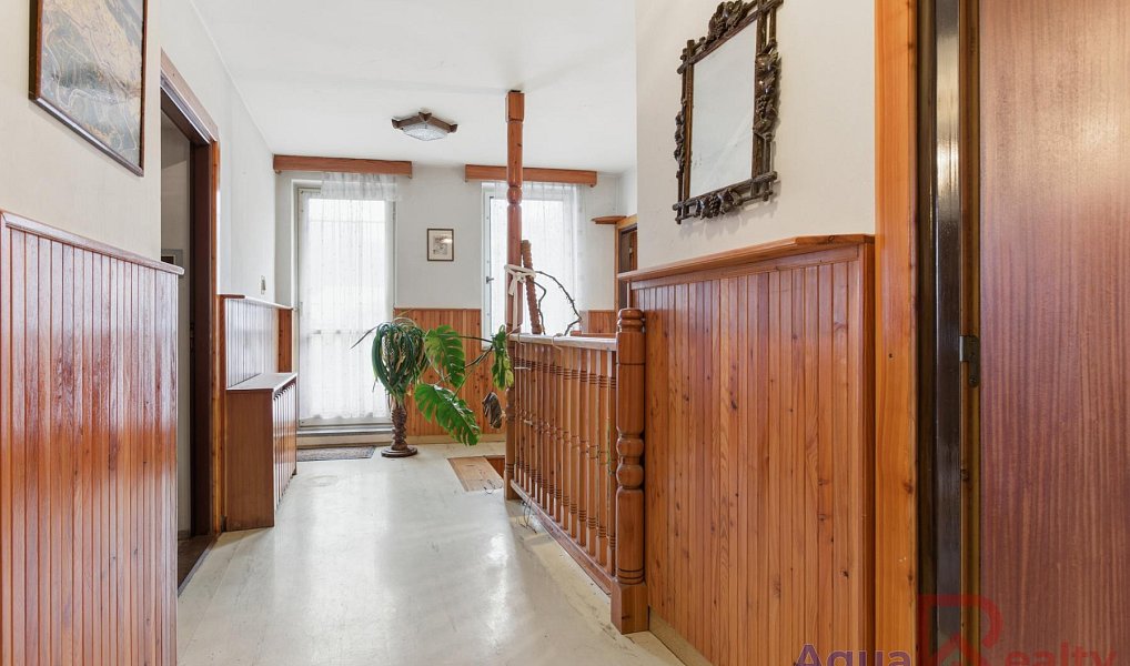 Prodej domu 290 m² s pozemkem 1 076 m², Karlovy Vary – náhled fotky 14