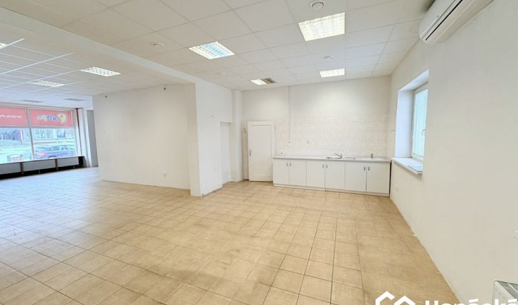 Pronájem obchodních prostor 99 m², Bystřice pod Hostýnem – náhled fotky 9