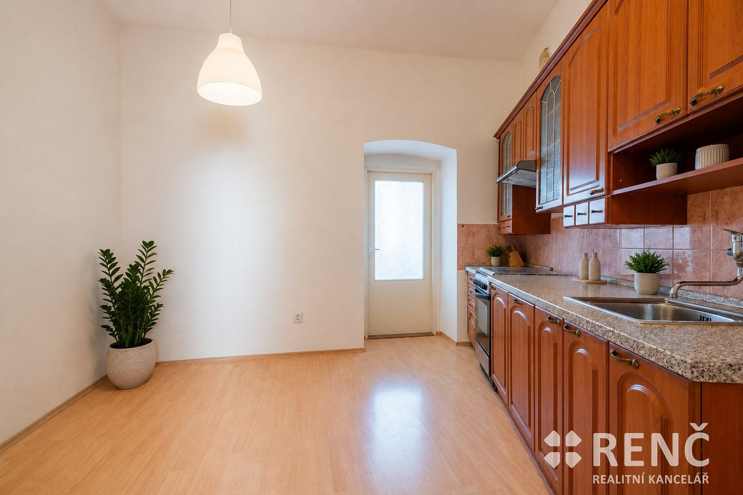 1-istabu dzīvoklis, 67 m²