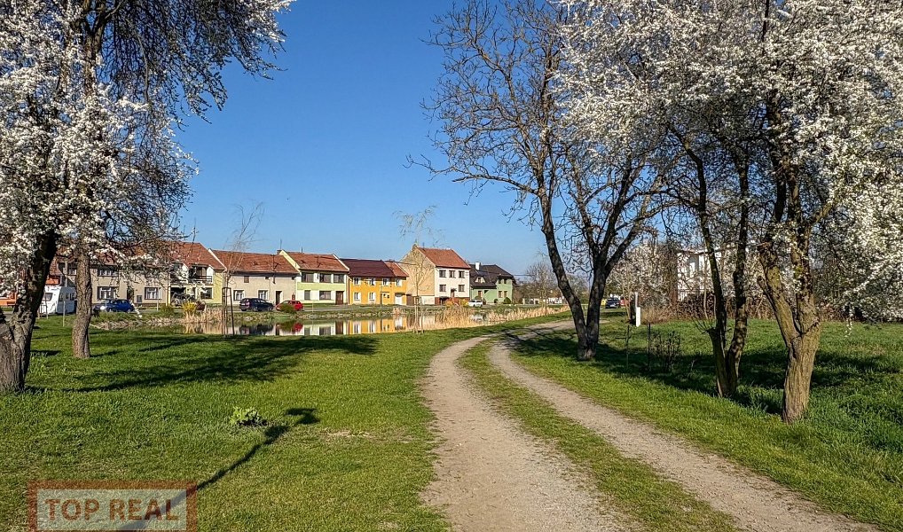 Prodej stavebního pozemku 932 m², Bezměrov – náhled fotky 5