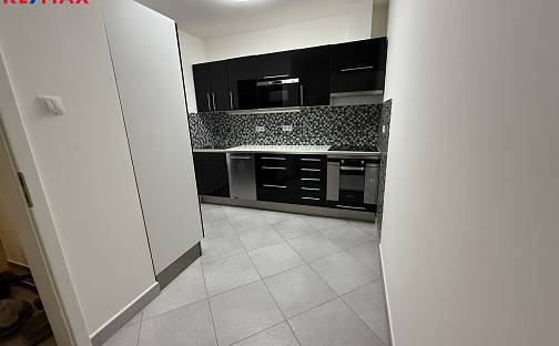 Pronájem bytu 2+1 60 m², Na louži, Praha 10 - Vršovice