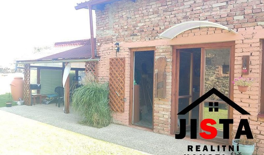 Prodej domu 250 m² s pozemkem 1 873 m², Babice – náhled fotky 3