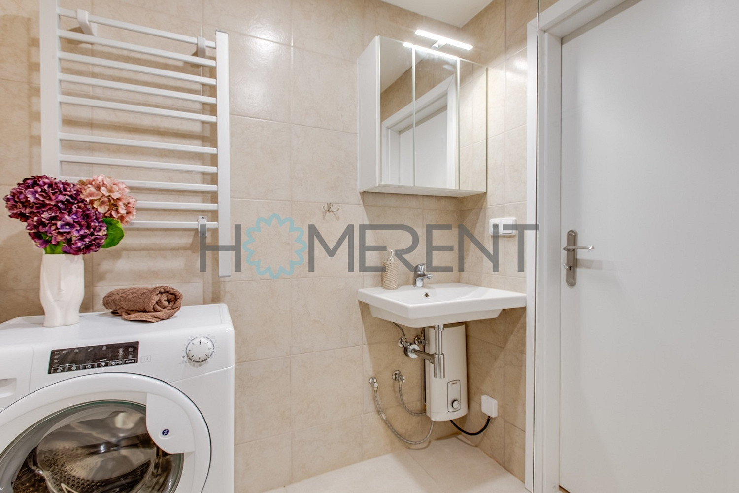 Pronájem bytu 1+kk 38 m² — photo 3