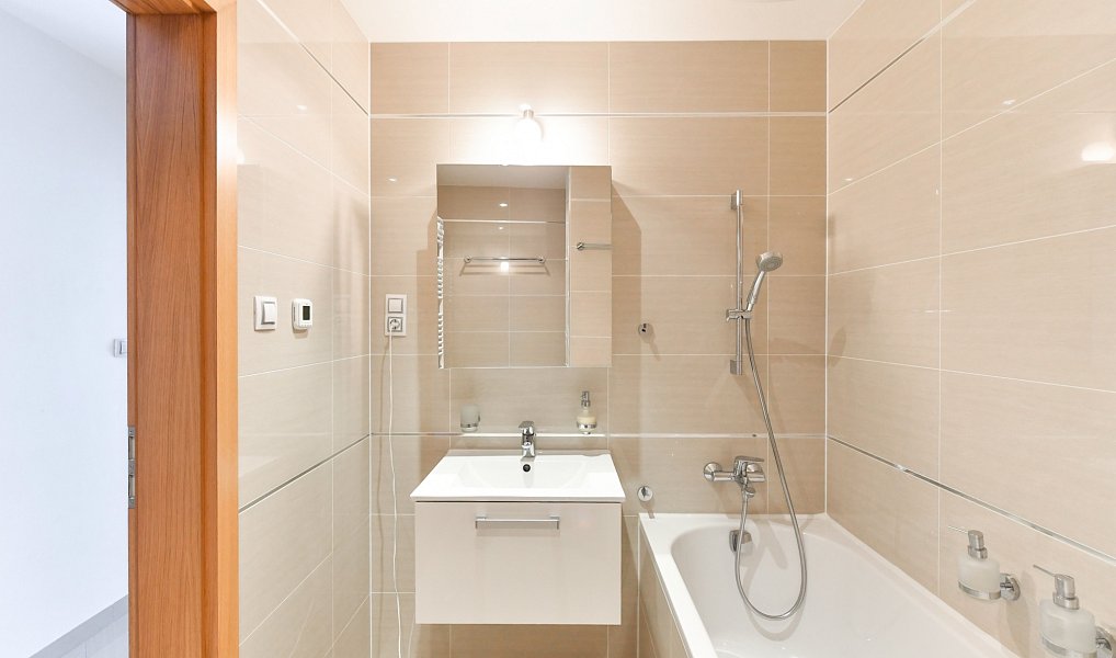Prodej bytu 3+kk 88 m², Praha – náhled fotky 9