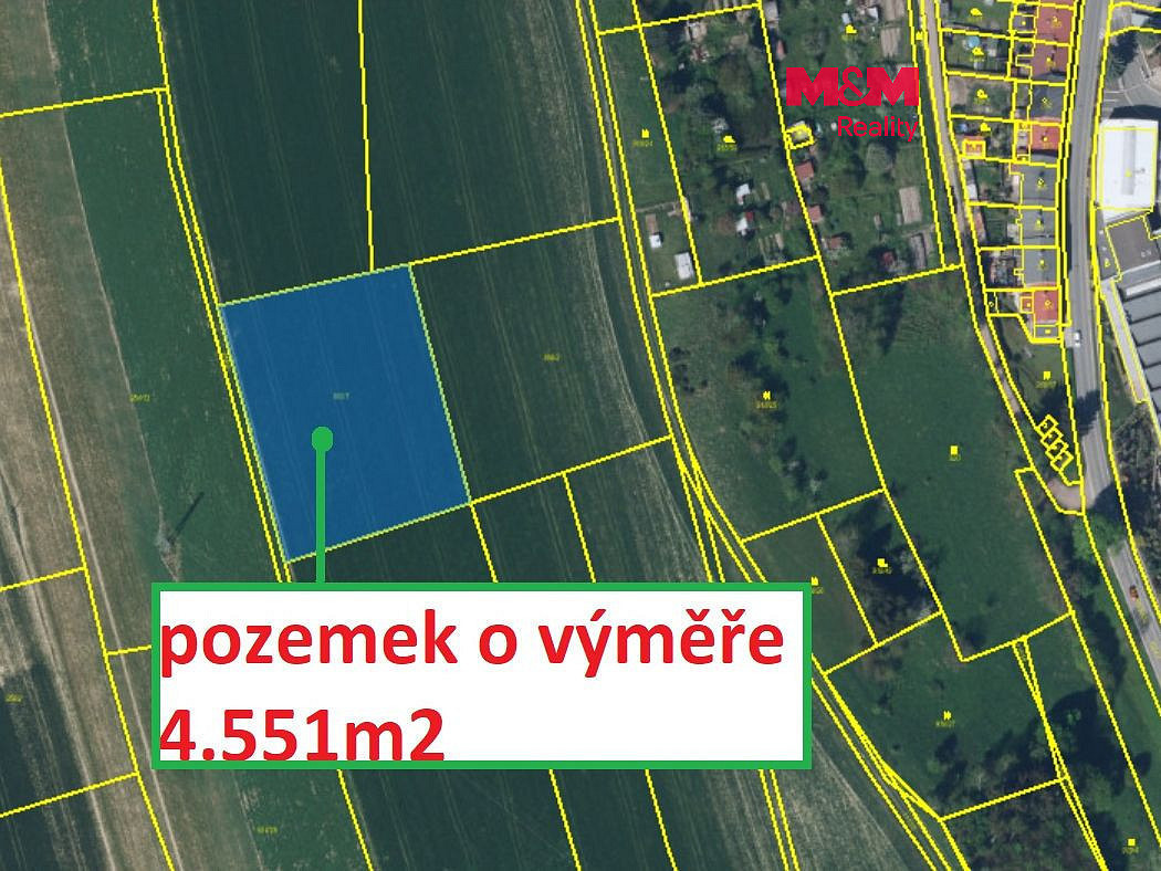 Prodej pole 4 551 m²