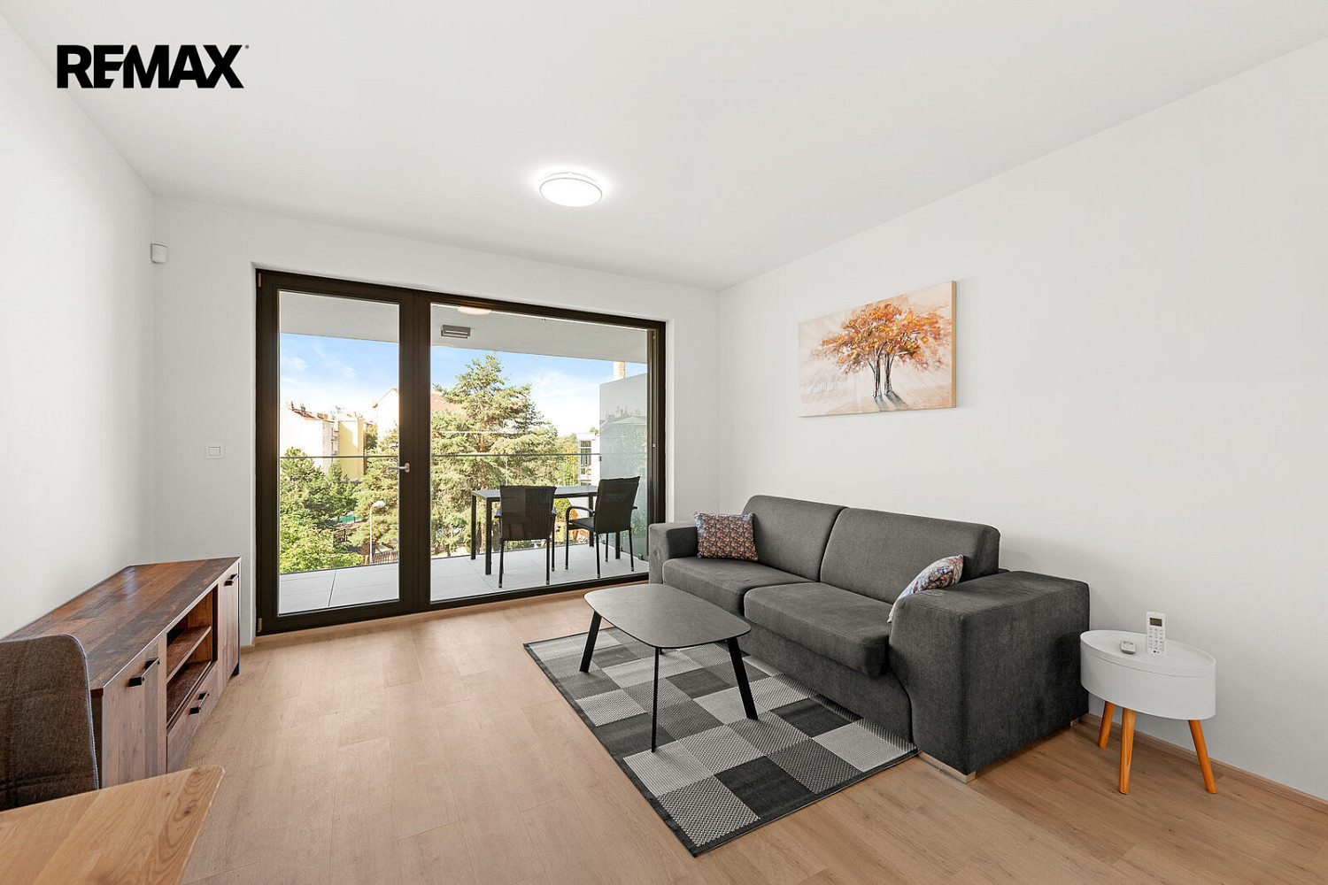 Pronájem bytu 1+kk 33 m²