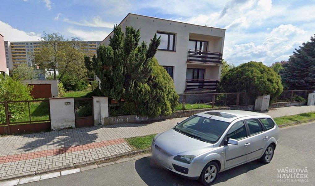 Pronájem domu 140 m² s pozemkem 996 m², Hradec Králové – náhled fotky 2