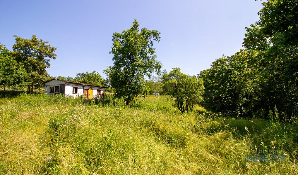 Prodej komerčního pozemku 10 599 m², Praha – náhled fotky 3