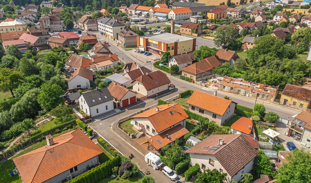Prodej domu 150 m² s pozemkem 466 m², Hrochův Týnec – náhled fotky 7
