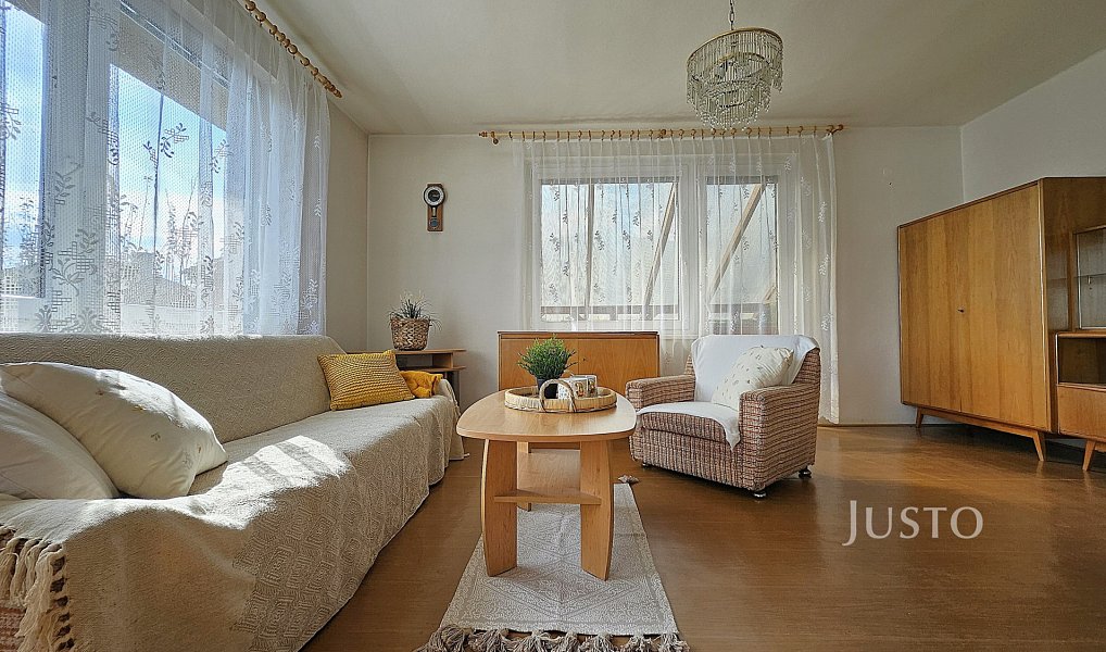 Prodej domu 296 m² s pozemkem 853 m², Strakonice – náhled fotky 3