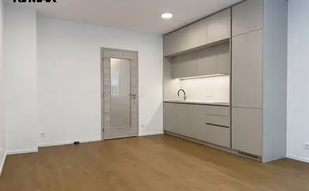 Pronájem bytu 1+kk 39 m², Drahobejlova, Praha 9 - Libeň
