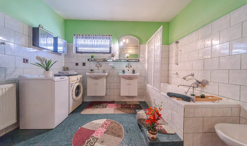 Prodej domu 132 m² s pozemkem 647 m², Baška – náhled fotky 9