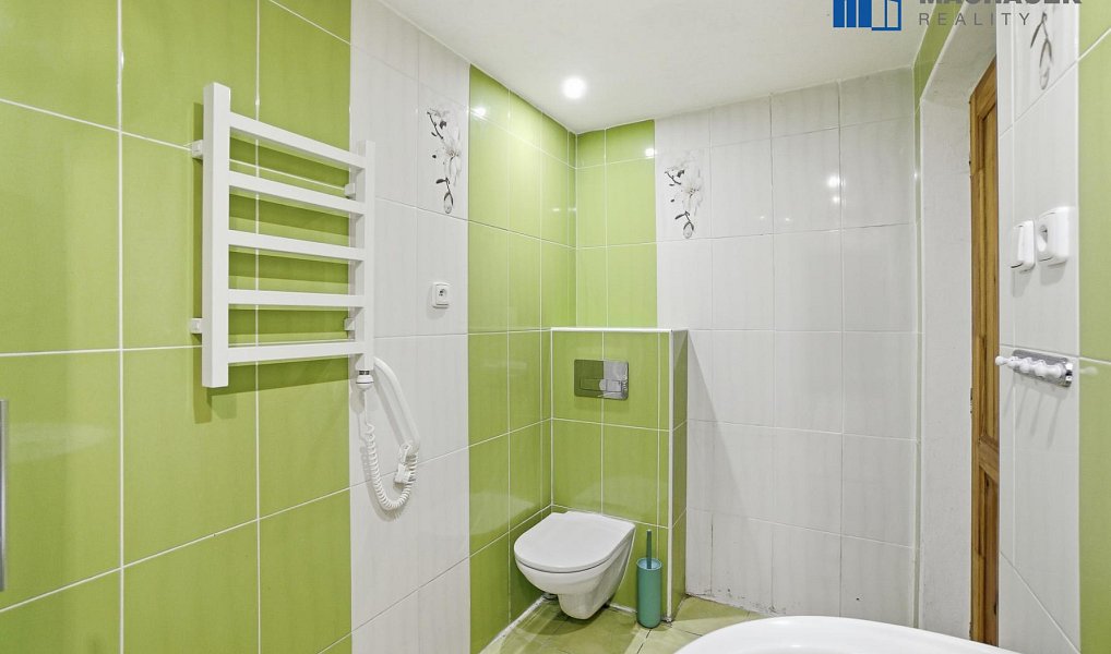 Prodej domu 120 m² s pozemkem 626 m², Trmice – náhled fotky 7