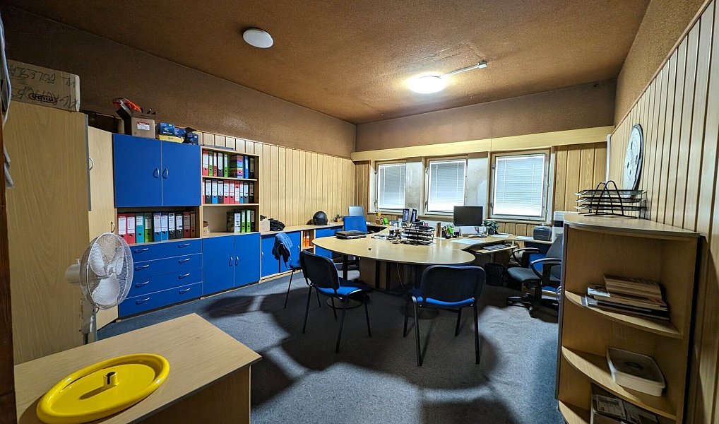 Prodej výrobních prostor 1 300 m², Chotyně – náhled fotky 18