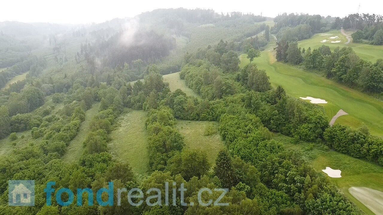 Prodej pole 10 832 m²