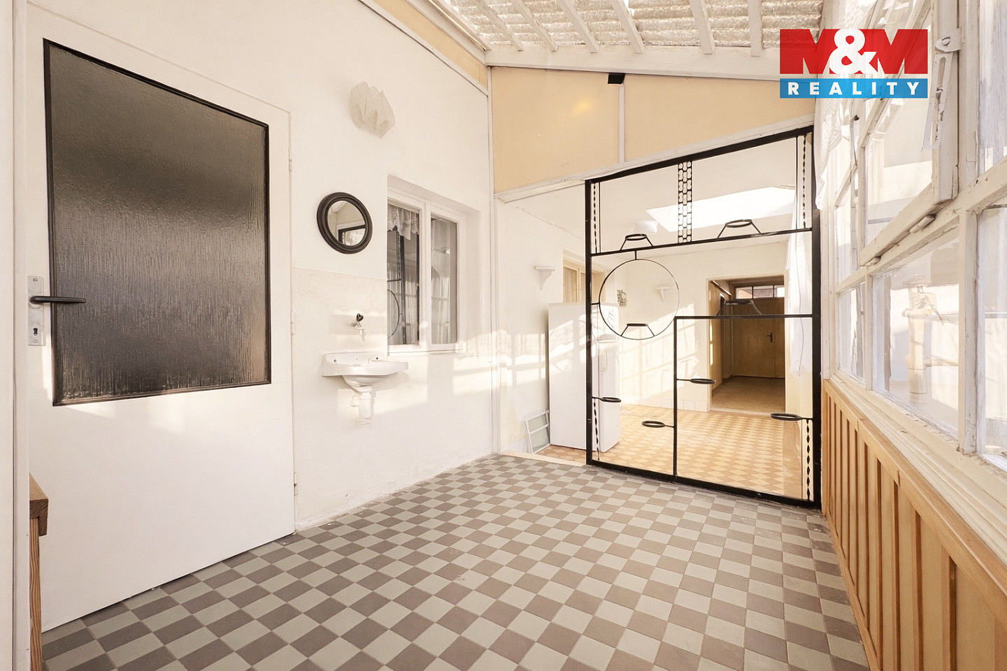 Prodej domu 110 m² s pozemkem 685 m² — photo 2
