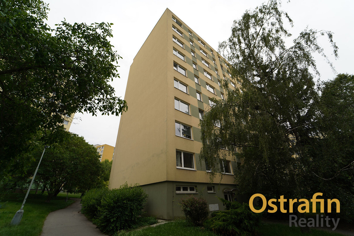 Pronájem bytu 1+kk 29 m² – fotografie 3