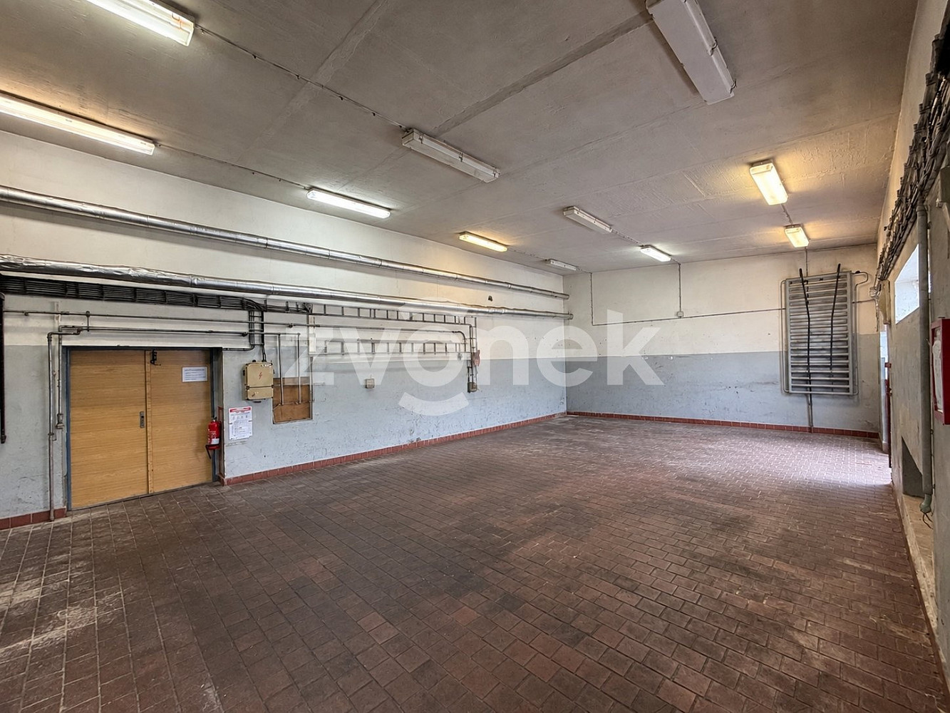 Pronájem skladovacích prostor 81 m²