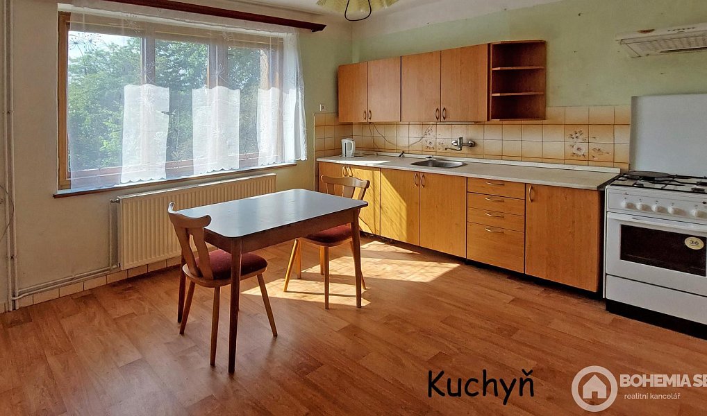 Prodej domu 185 m² s pozemkem 2 688 m², Vlkaneč – náhled fotky 6