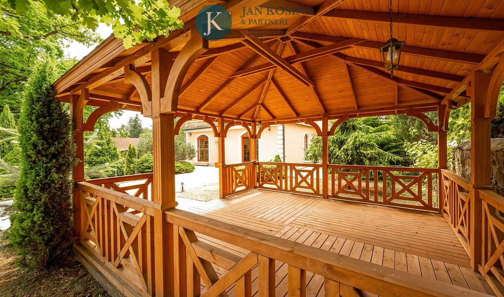 Prodej domu 236 m² s pozemkem 921 m², Hrusice – náhled fotky 58
