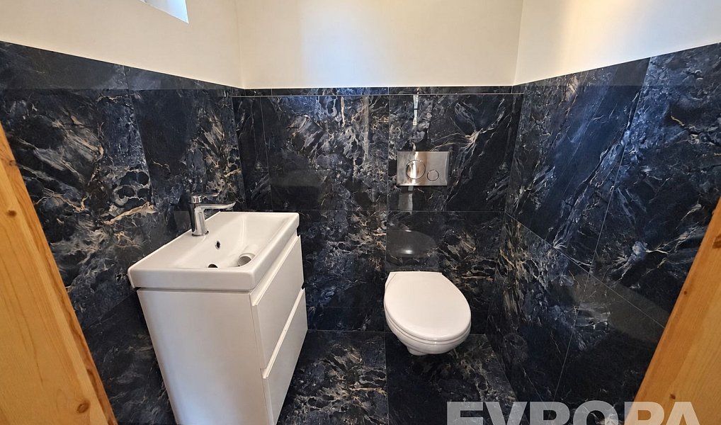 Prodej domu 205 m² s pozemkem 708 m², Lnáře – náhled fotky 6