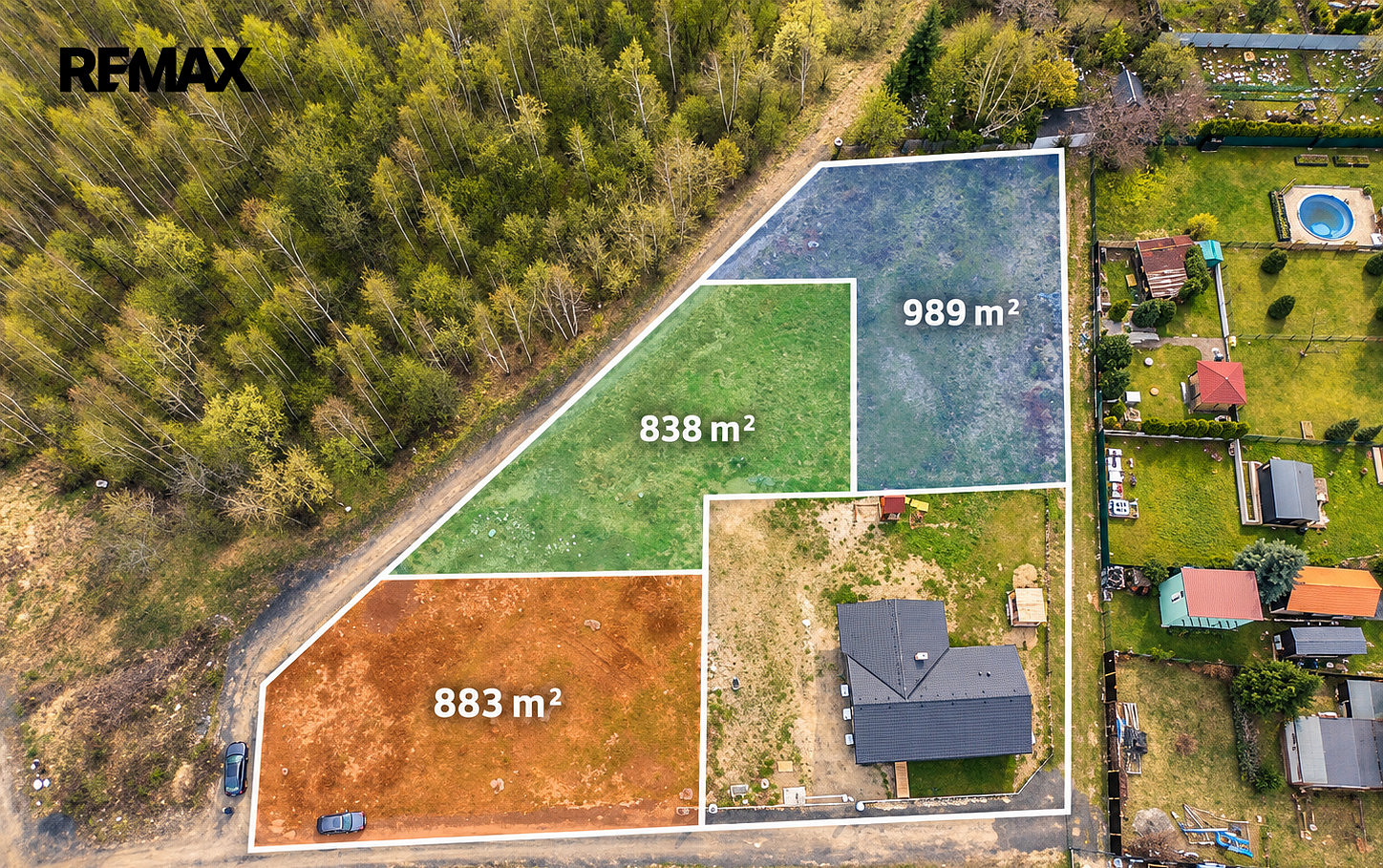 Prodej stavebního pozemku 838 m² – fotografie 2