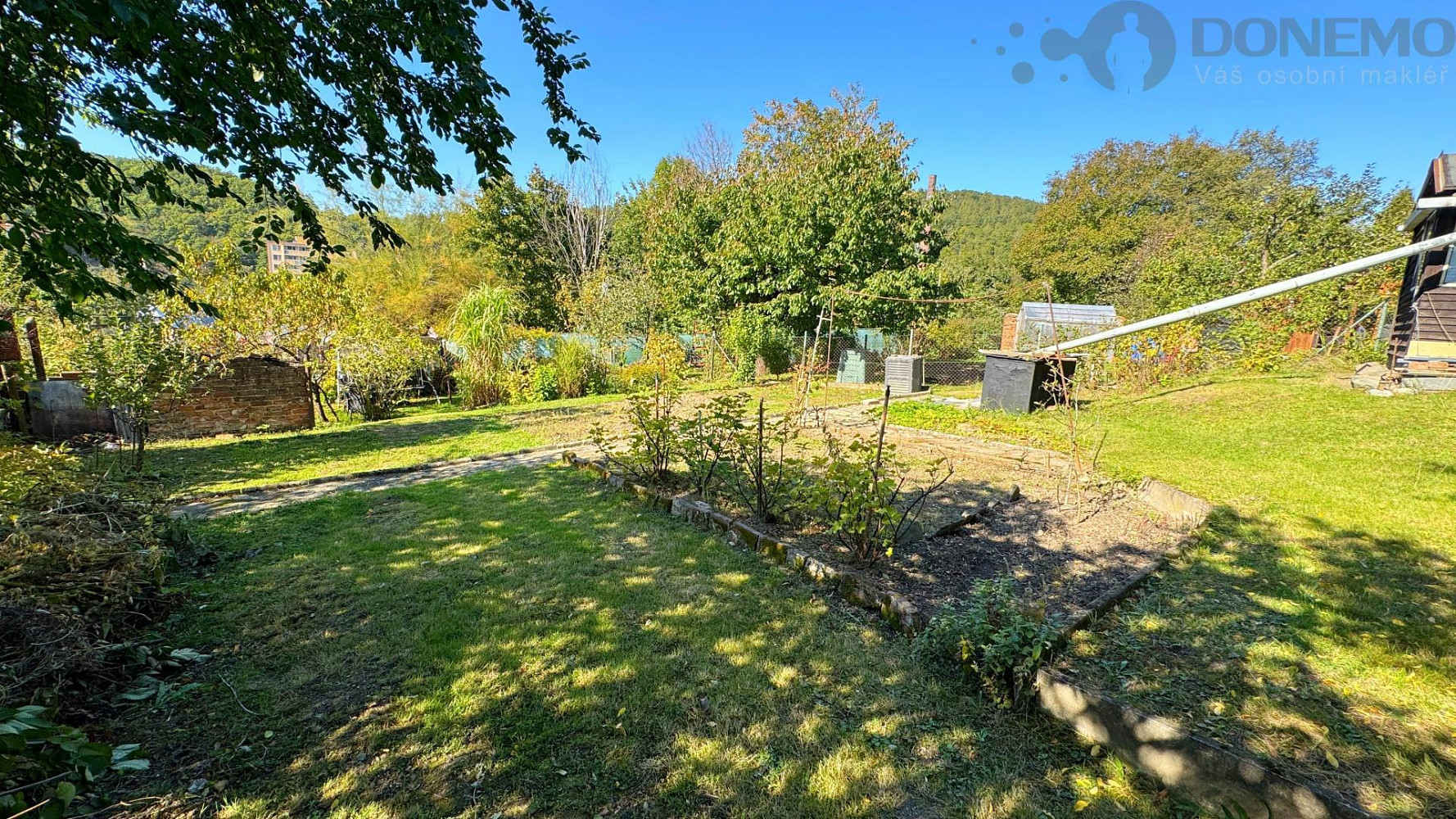 Prodej stavebního pozemku 582 m² – fotografie 2