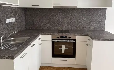 Pronájem bytu 1+1 41 m², Sámova, Praha 10 - Vršovice