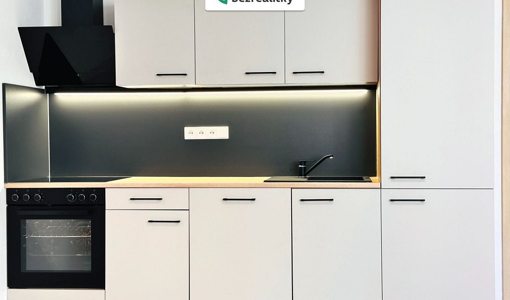 Prodej bytu 1+kk 34 m², Kladno – náhled fotky 4