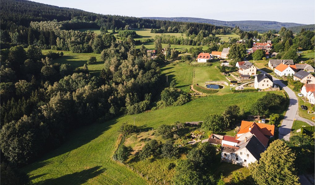 Prodej chalupy 259 m², Horní Stropnice – náhled fotky 14