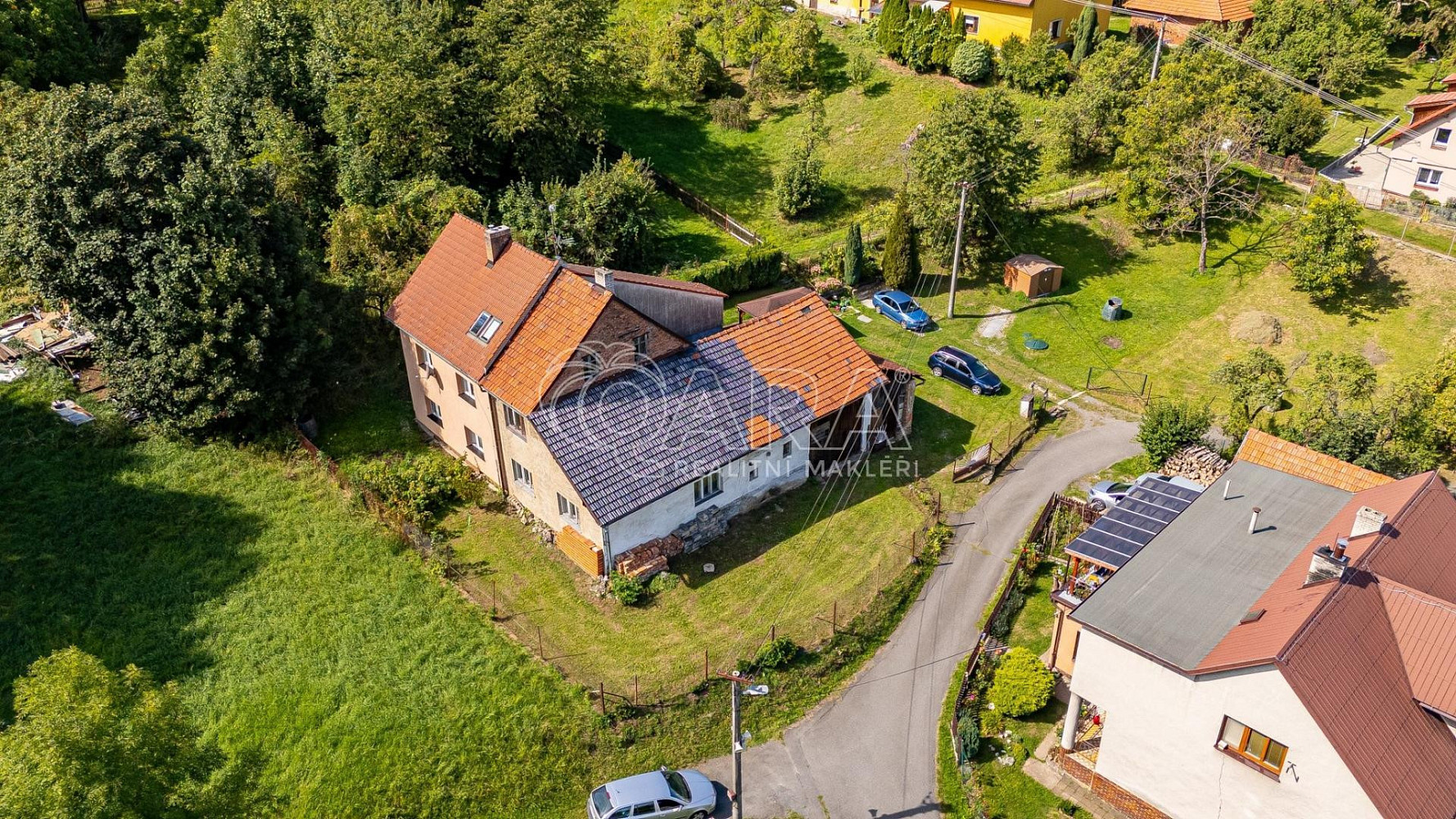 Prodej domu 140 m² s pozemkem 416 m² – fotografie 2