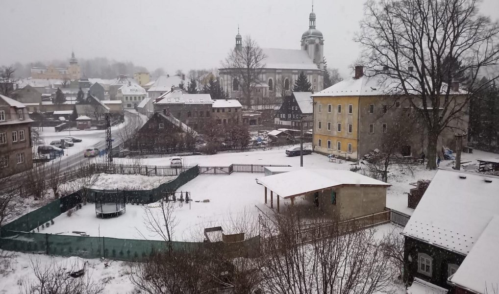 Prodej domu 190 m² s pozemkem 731 m², Šluknov – náhled fotky 33