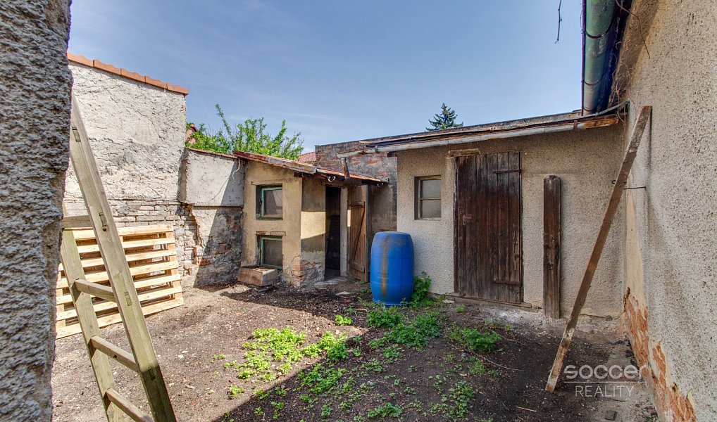 Pronájem zahrady 450 m², Praha – náhled fotky 14
