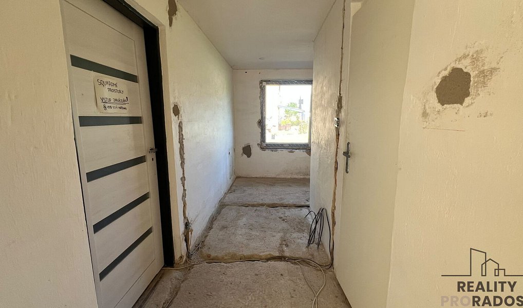 Prodej domu 197 m² s pozemkem 1 500 m², Hrádek – náhled fotky 23