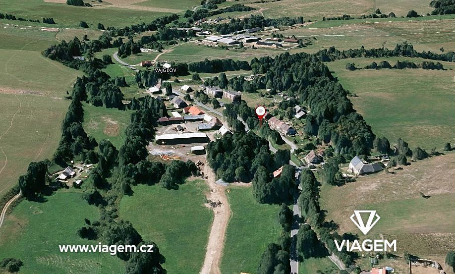 Prodej pozemku 2 072 m²