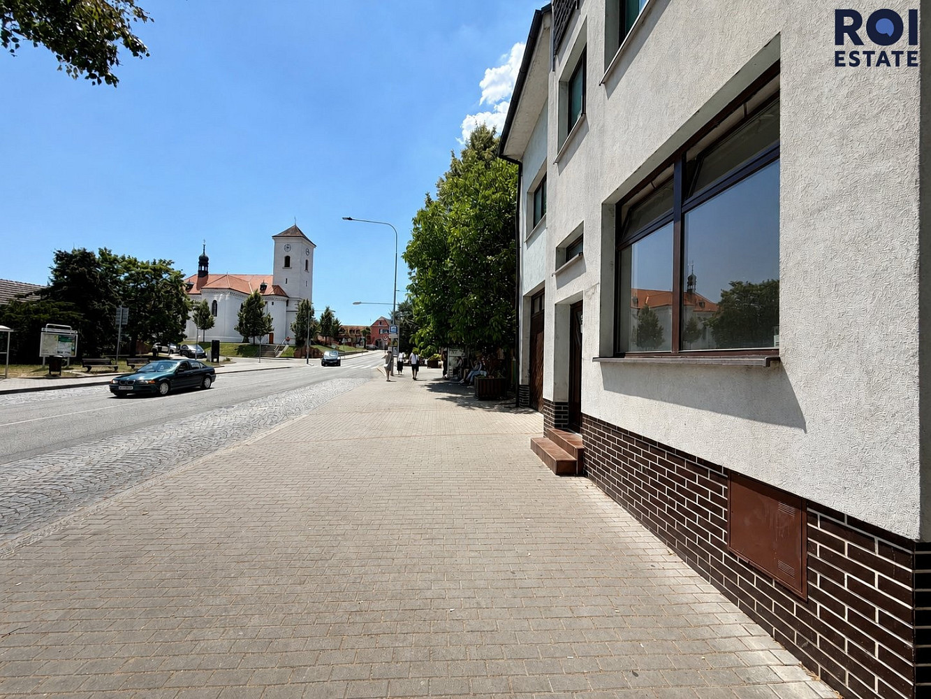 Pronájem obchodních prostor 40 m² — photo 2