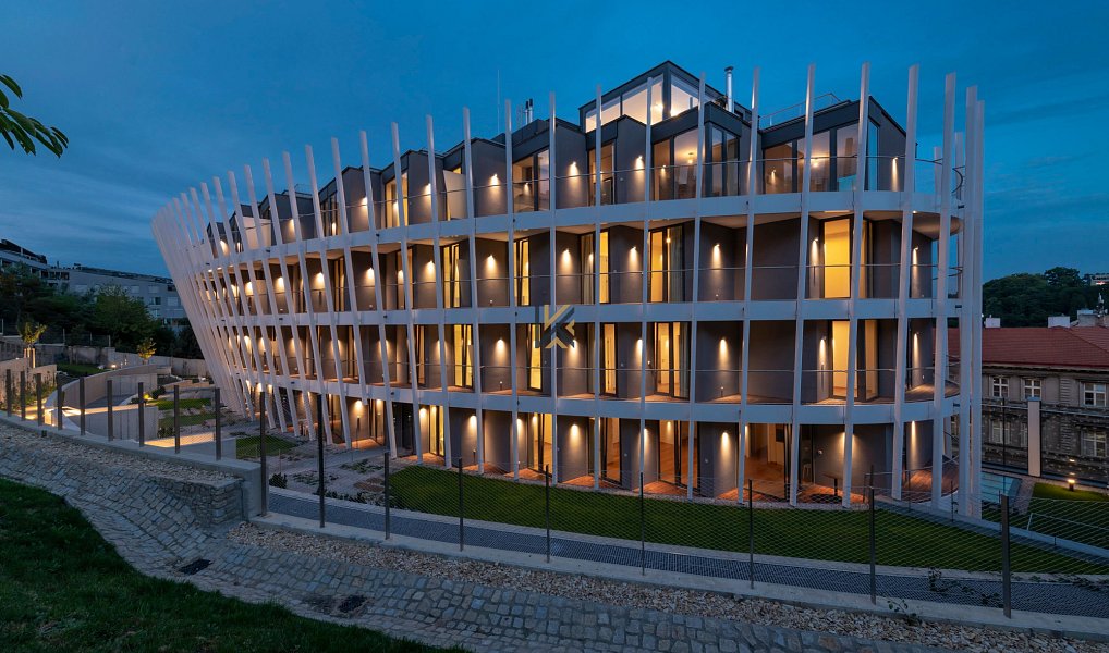 Pronájem kanceláře 345 m², Praha – náhled fotky 10