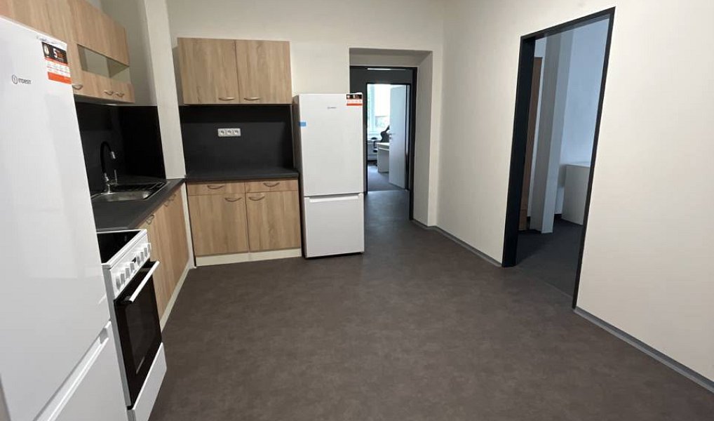 Pronájem pokoje 130 m², Brno – náhled fotky 7