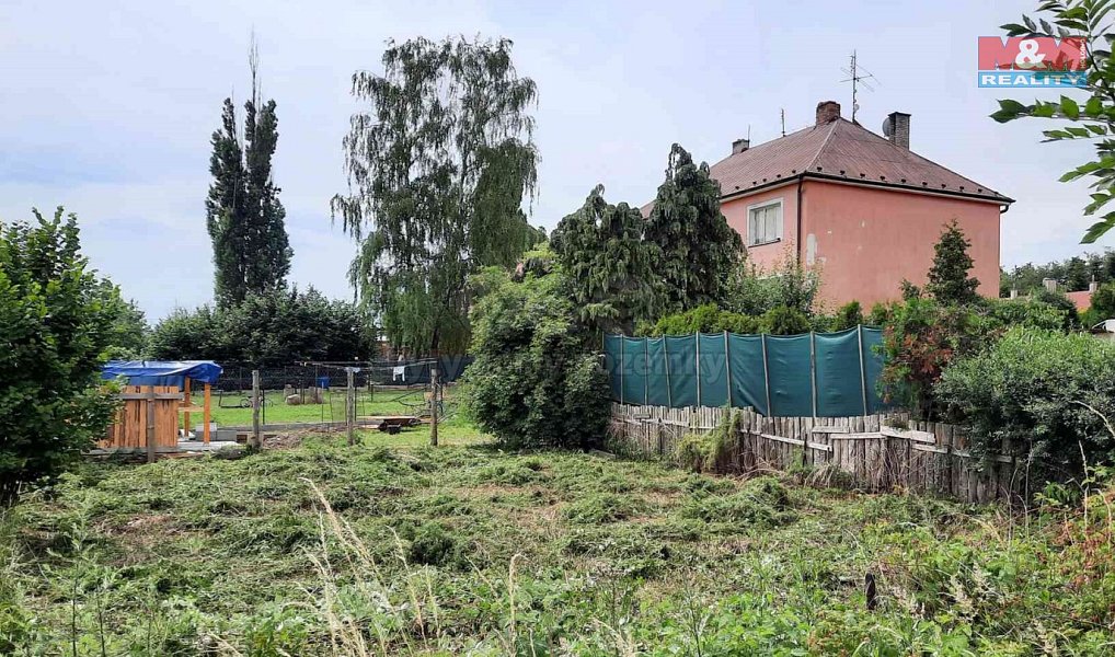 Prodej stavebního pozemku 308 m², Krnov – náhled fotky 2