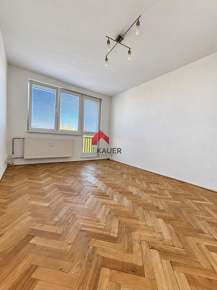 Pronájem bytu 1+1 36 m² – fotografie 2