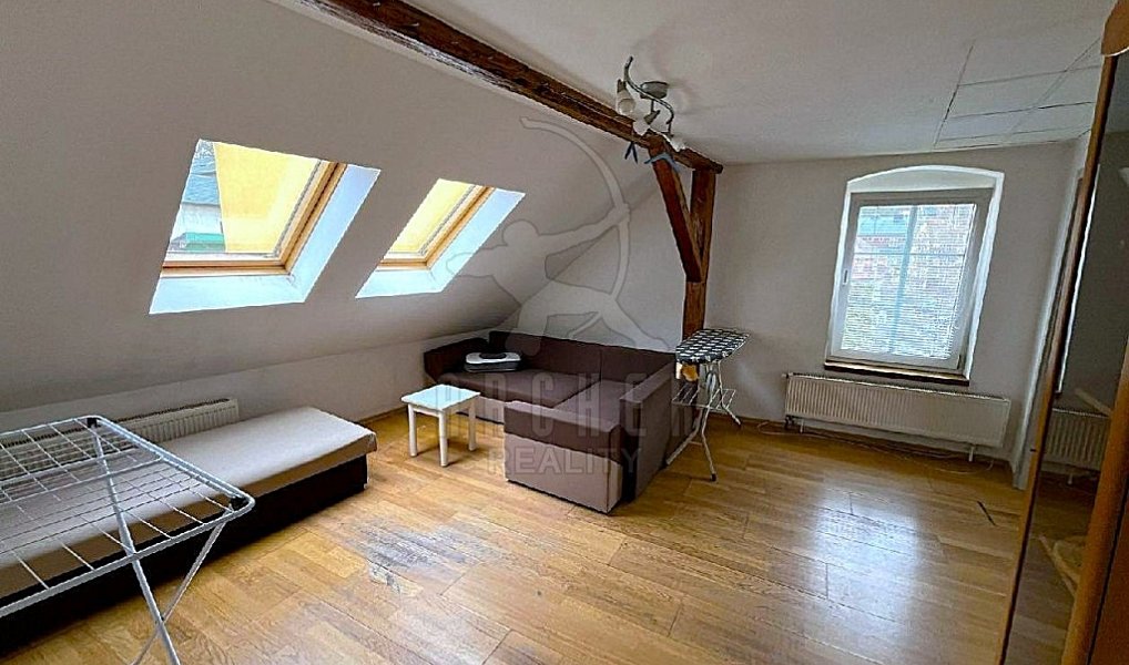 Prodej bytu 4+1 95 m², Dalovice – náhled fotky 4