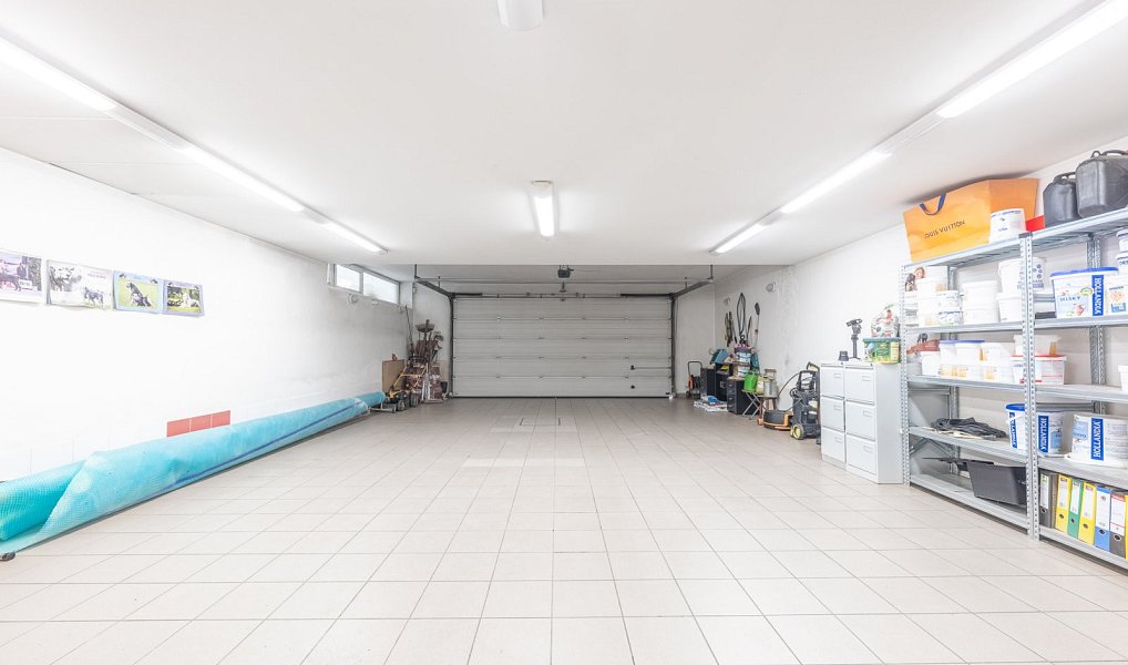 Prodej domu 1 032 m² s pozemkem 2 429 m², Zlín – náhled fotky 33